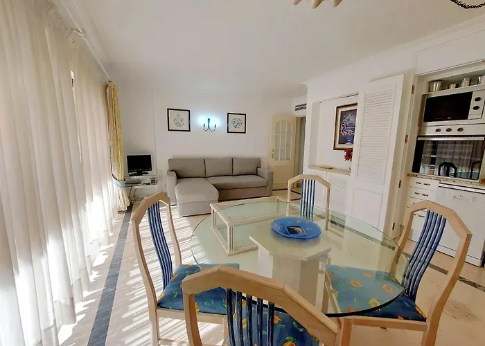 Marina Mar Sea Breeze By Sapvillas *