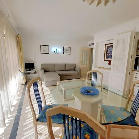 Marina Mar Sea Breeze By Sapvillas *